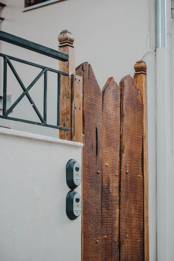 Varousi.Traditional House In Old Town Of Trikala 1 Exteriér fotografie